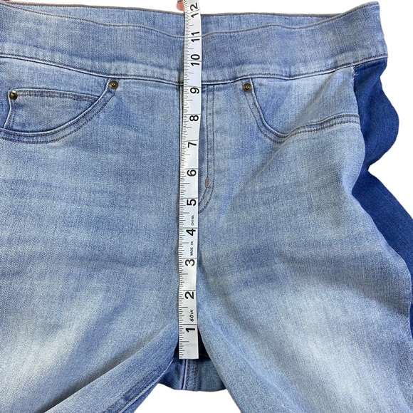 Spanx Women’s Distressed Side Stripe Pull-On Pants Size Medium - Picture 12 of 13